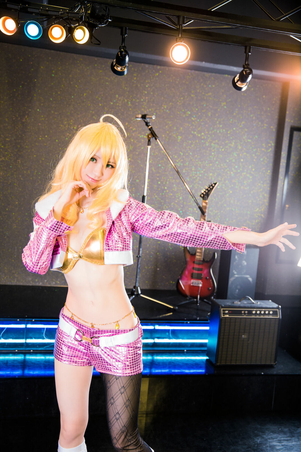 Coser@Mikehouse ミケ – Top Idol Sleeping Beauty Part01 (70P)