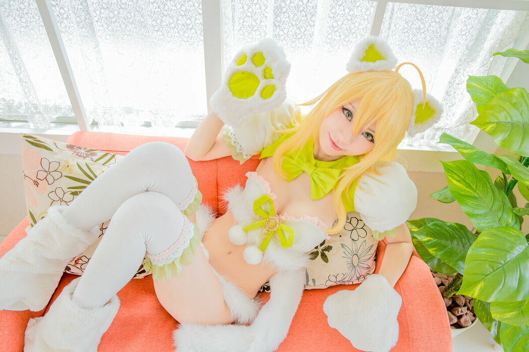 Coser@Mikehouse ミケ – Top Idol Sleeping Beauty Part02 (70P)