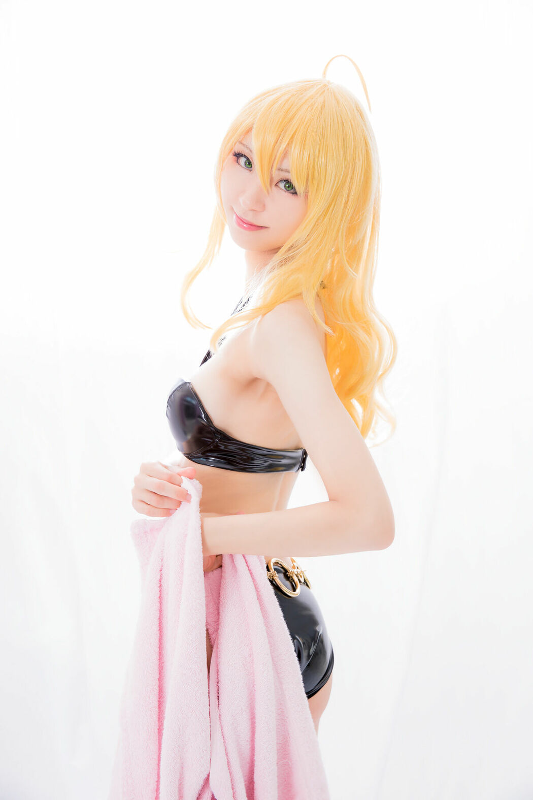 Coser@Mikehouse ミケ – Top Idol Sleeping Beauty Part03 (69P)