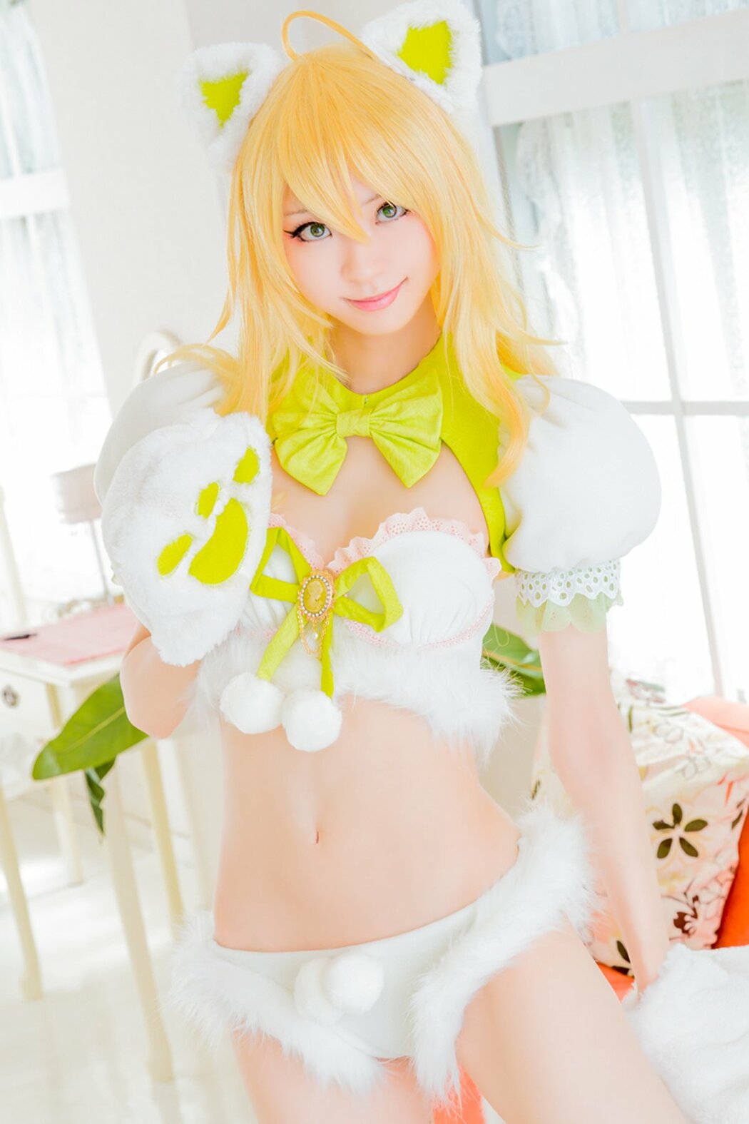 Coser@Mikehouse ミケ – Top Idol Sleeping Beauty Part02 (70P) Cover Photo