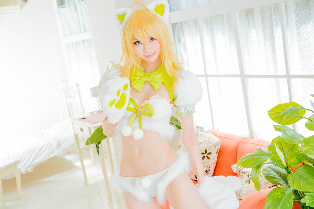 Coser@Mikehouse ミケ – Top Idol Sleeping Beauty Part02 (70P)