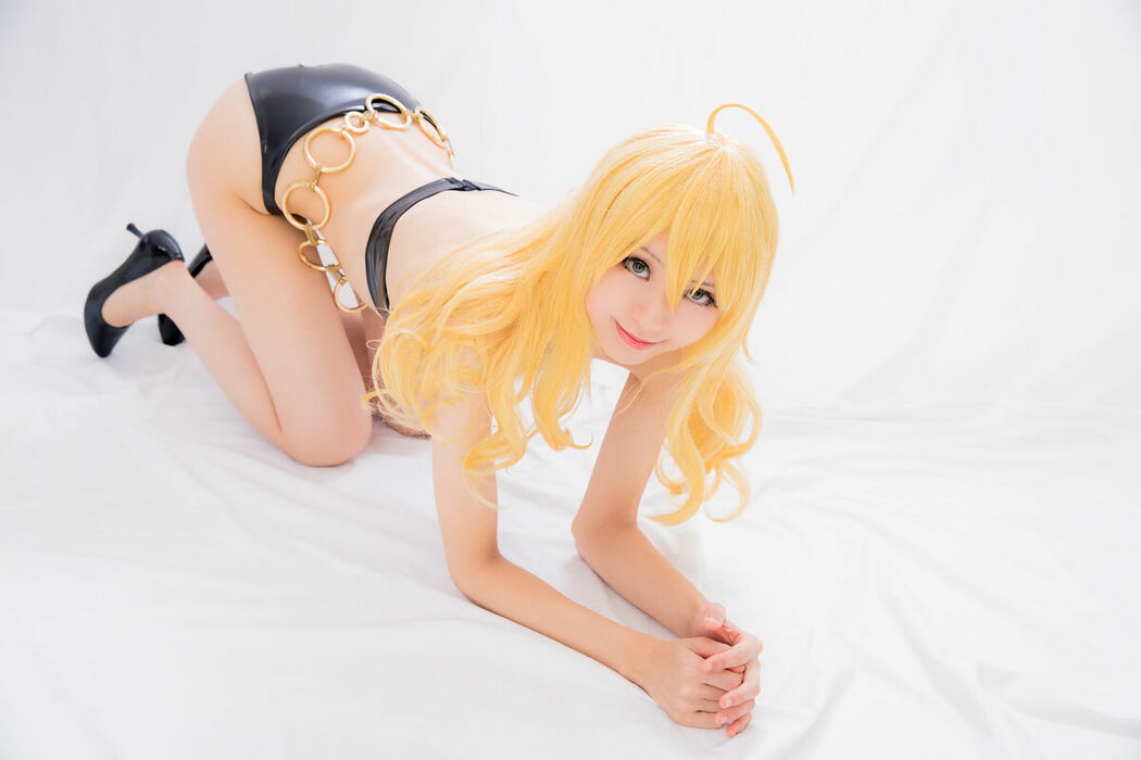 Coser@Mikehouse ミケ – Top Idol Sleeping Beauty Part03 (69P)