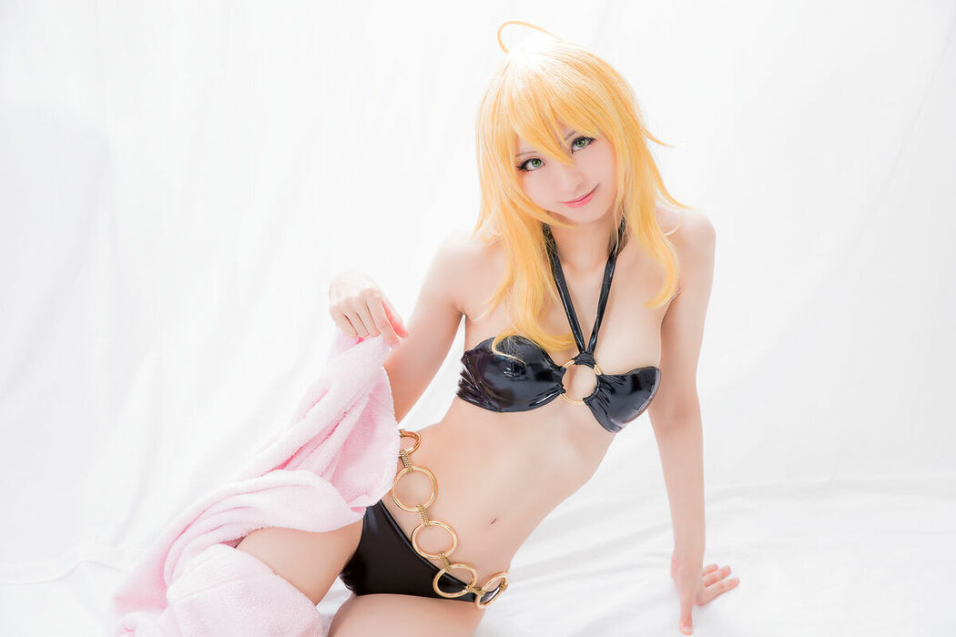 Coser@Mikehouse ミケ – Top Idol Sleeping Beauty Part03 (69P)