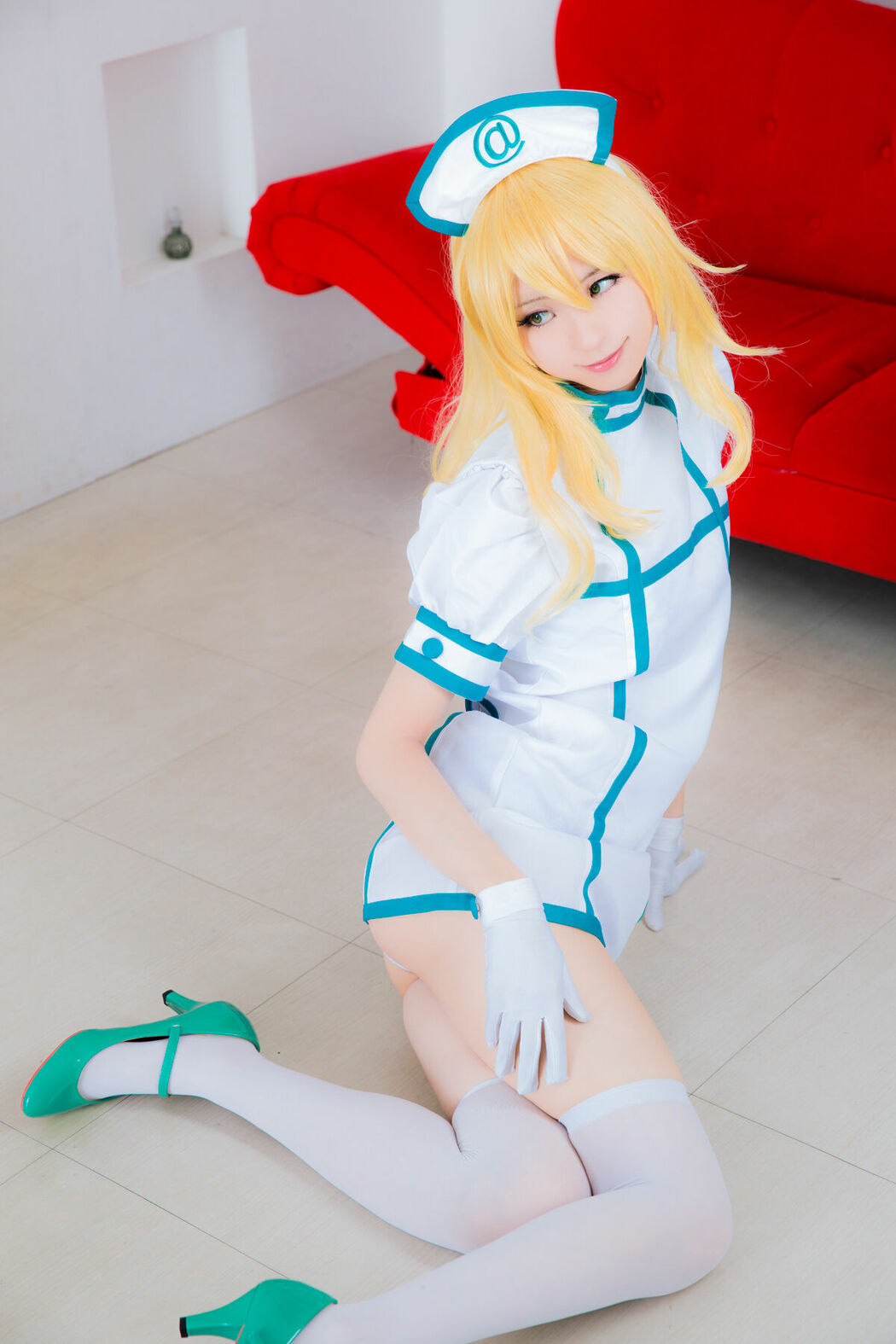 Coser@Mikehouse ミケ – Top Idol Sleeping Beauty Part01 (70P)