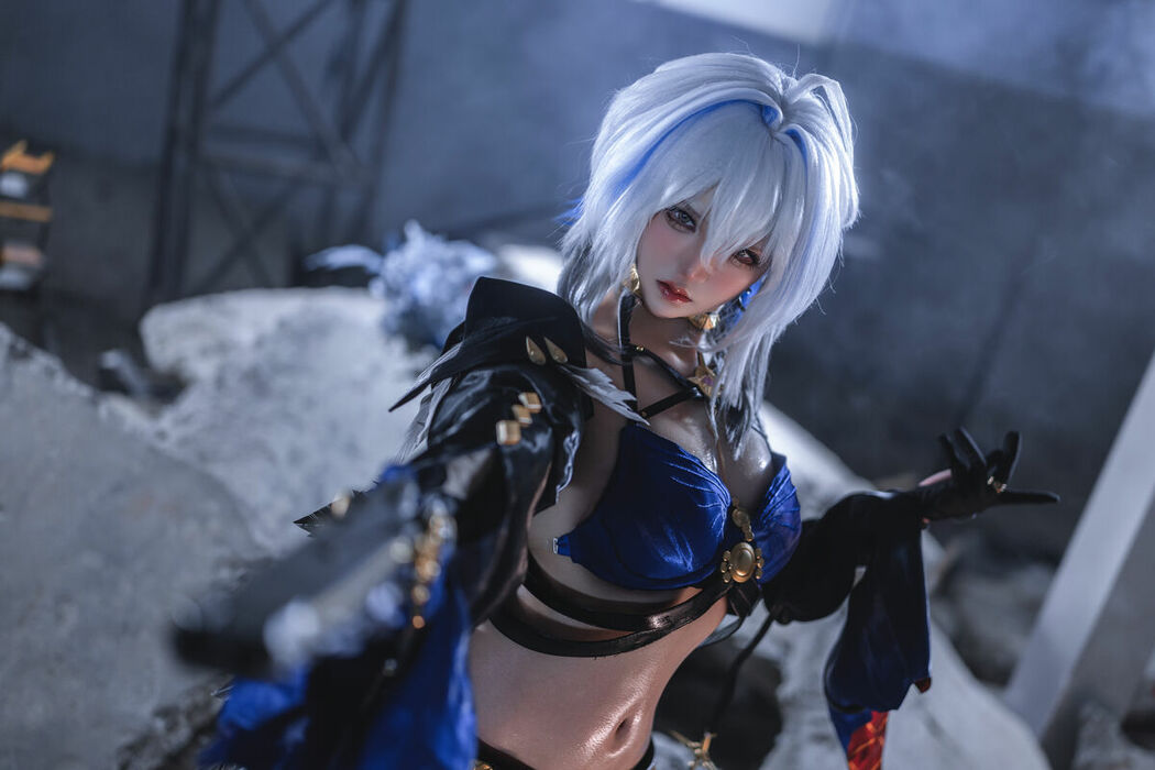 Coser@阿薰kaOri – 鸣潮 嘉贝莉娜 Part01 (58P – 28V)