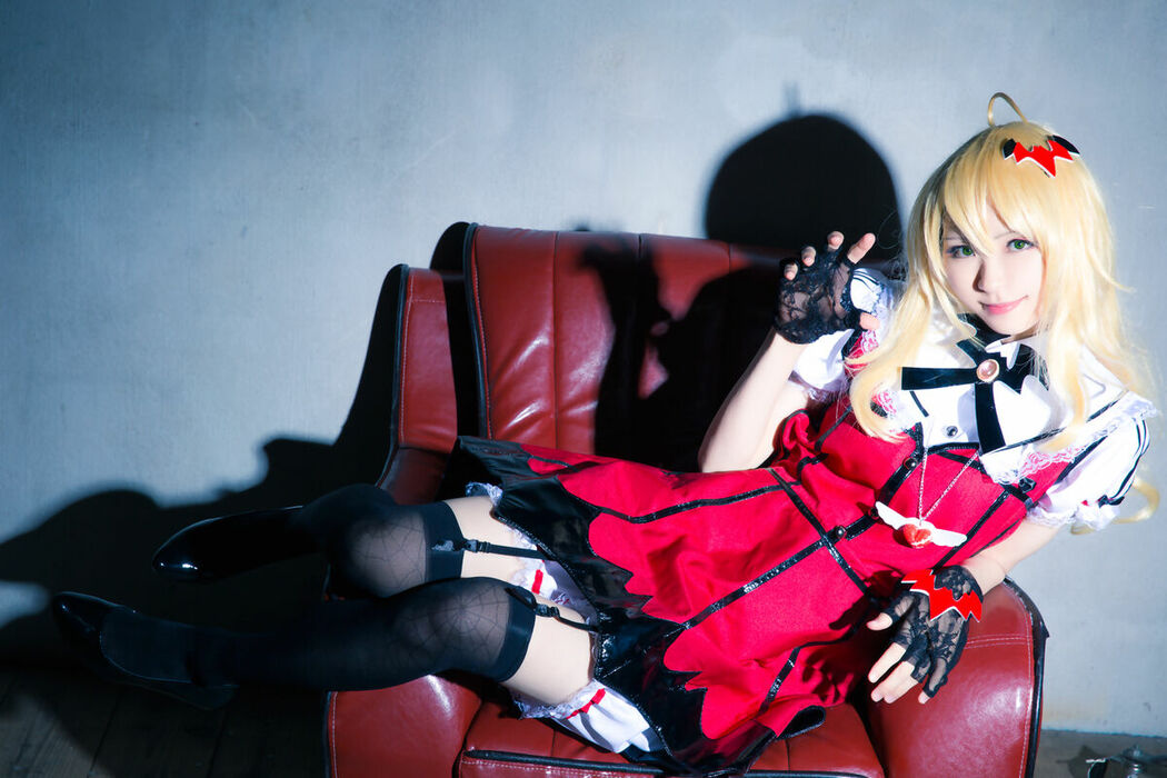 Coser@Mikehouse ミケ – Top Idol Sleeping Beauty Part03 (69P)