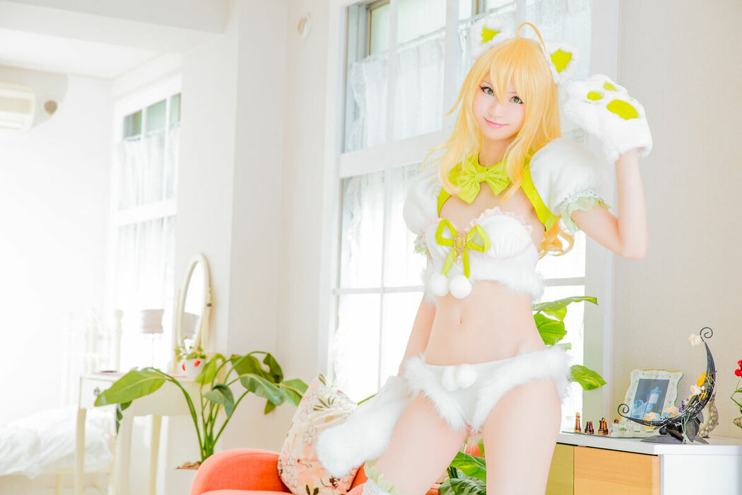 Coser@Mikehouse ミケ – Top Idol Sleeping Beauty Part02 (70P)