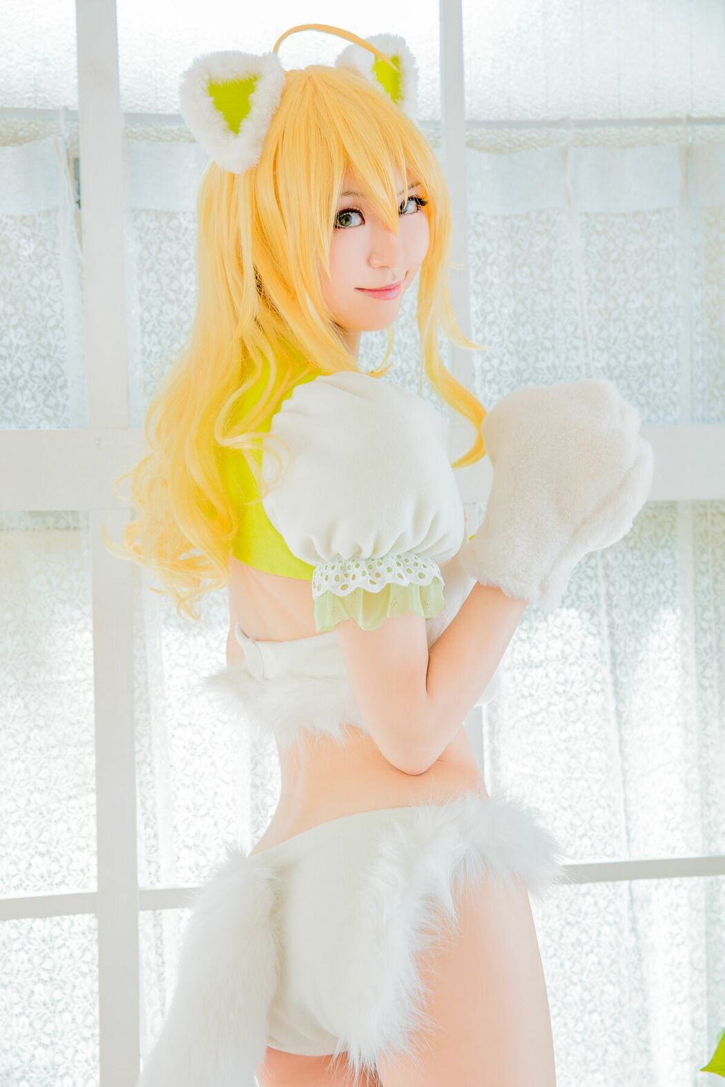 Coser@Mikehouse ミケ – Top Idol Sleeping Beauty Part02 (70P)