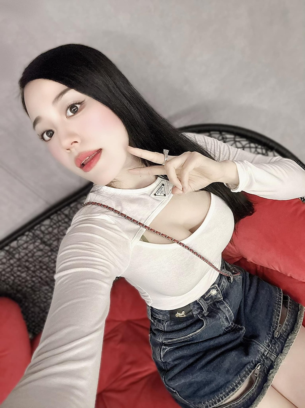 Trần Trưng (Yennie baby)