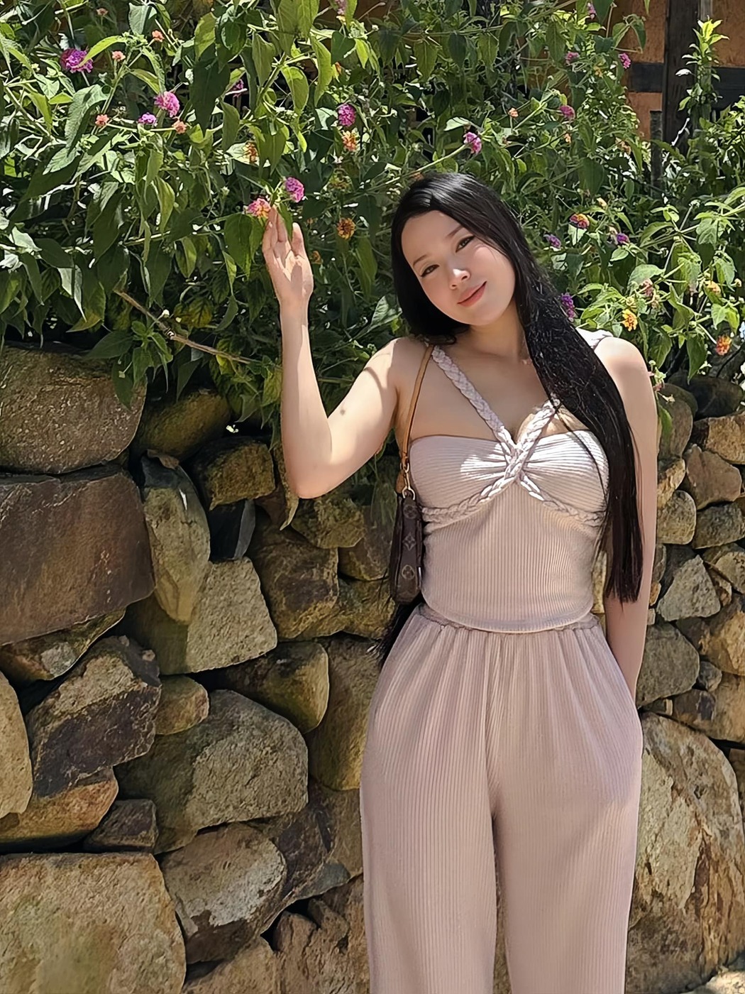 Trần Trưng (Yennie baby)