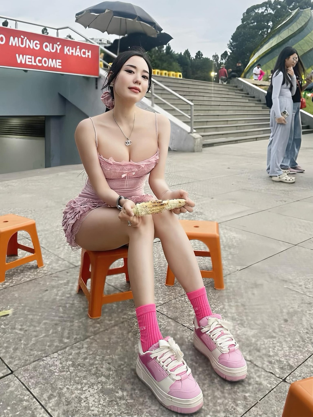 Trần Trưng (Yennie baby)