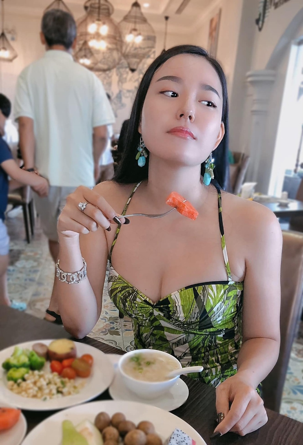 Trần Trưng (Yennie baby)