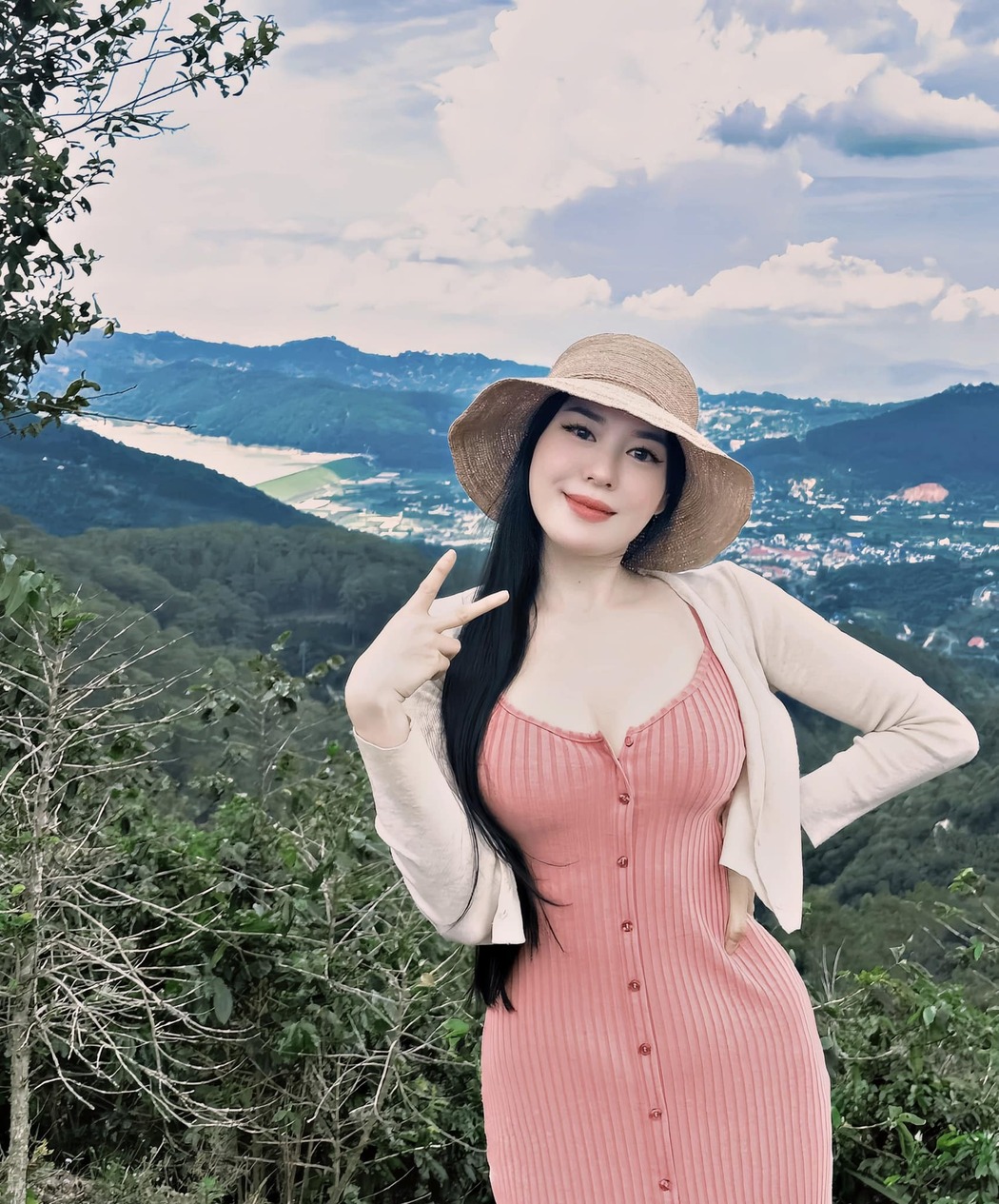 Trần Trưng (Yennie baby)