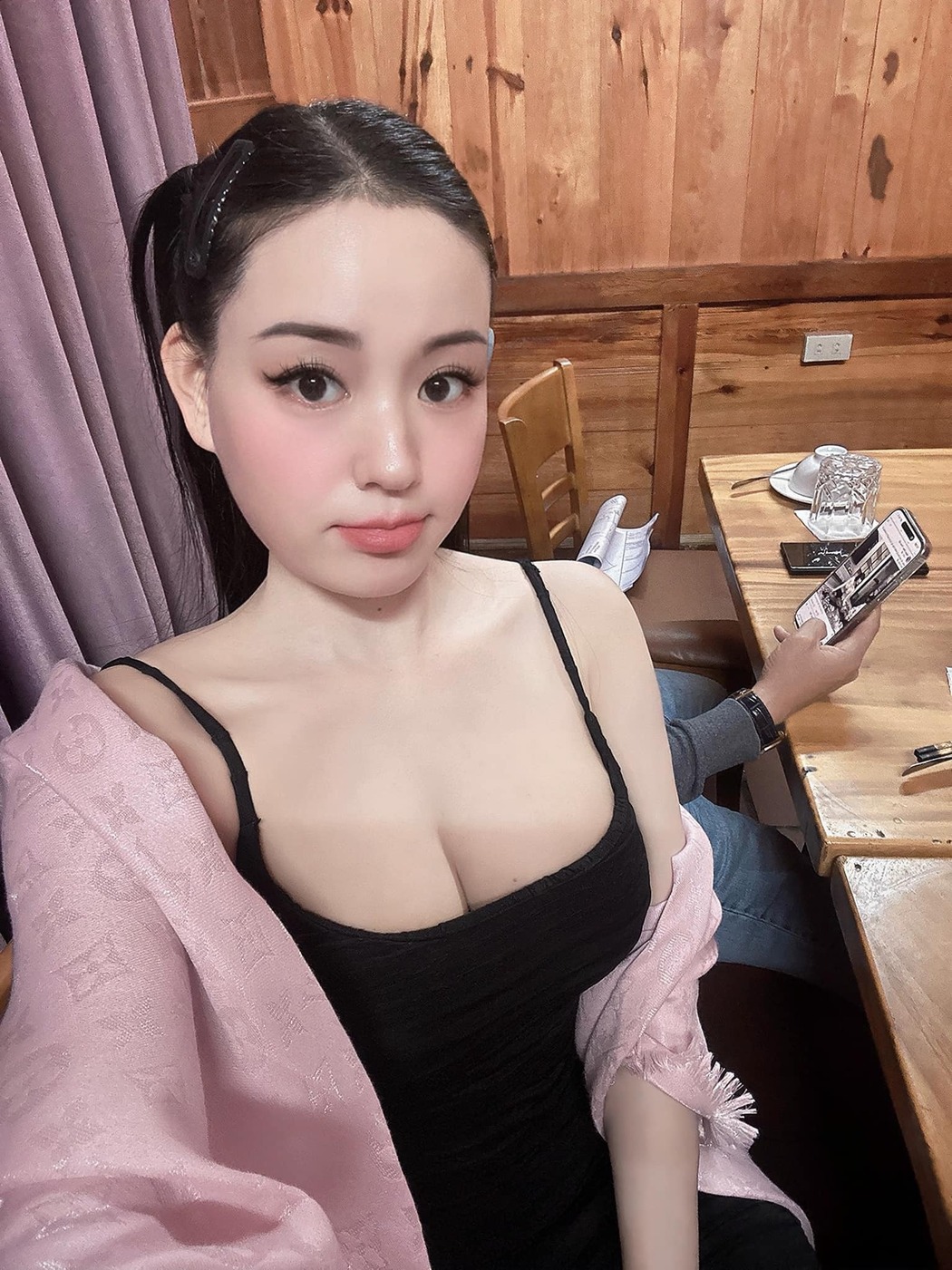 Trần Trưng (Yennie baby)