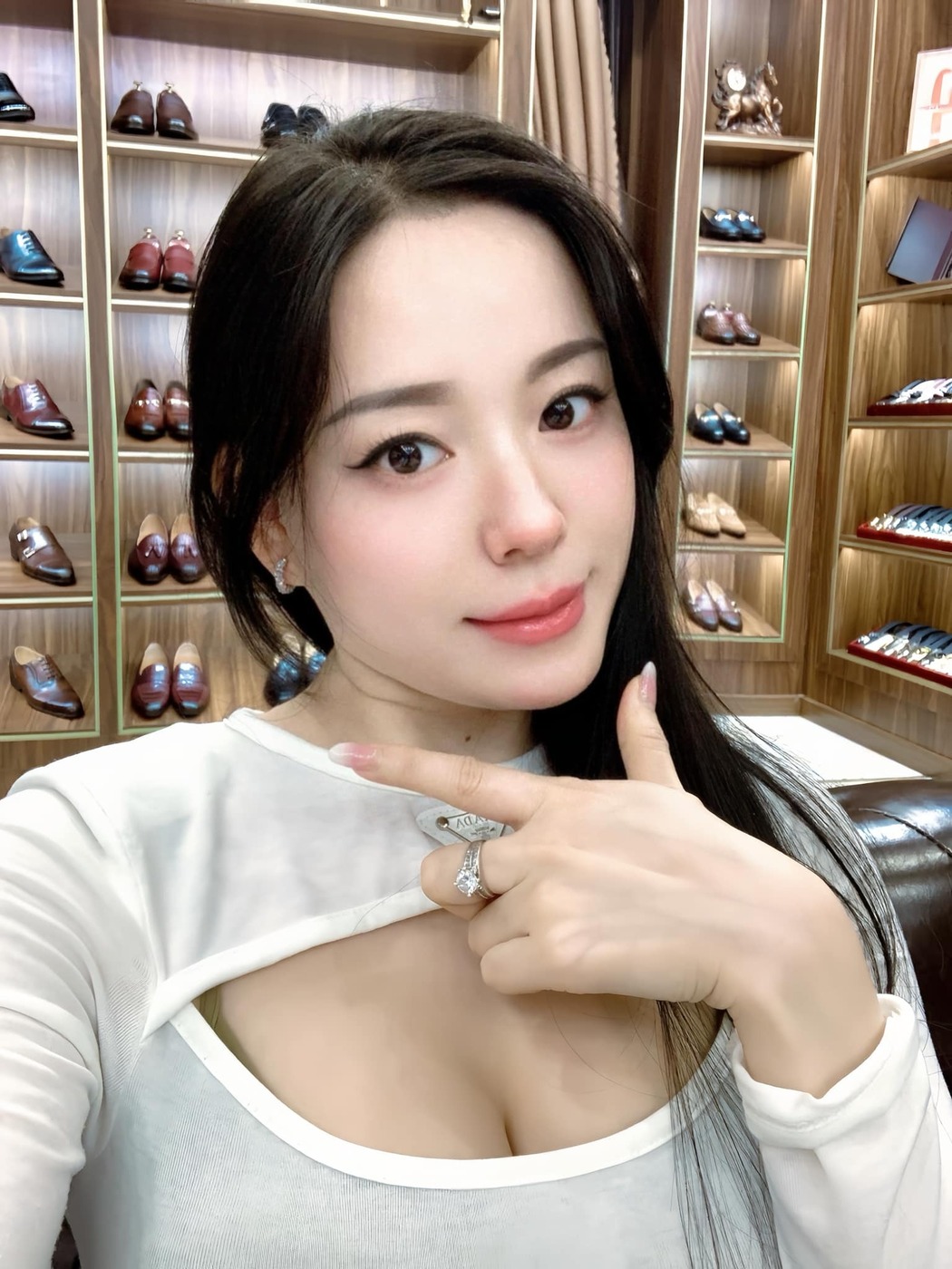 Trần Trưng (Yennie baby)