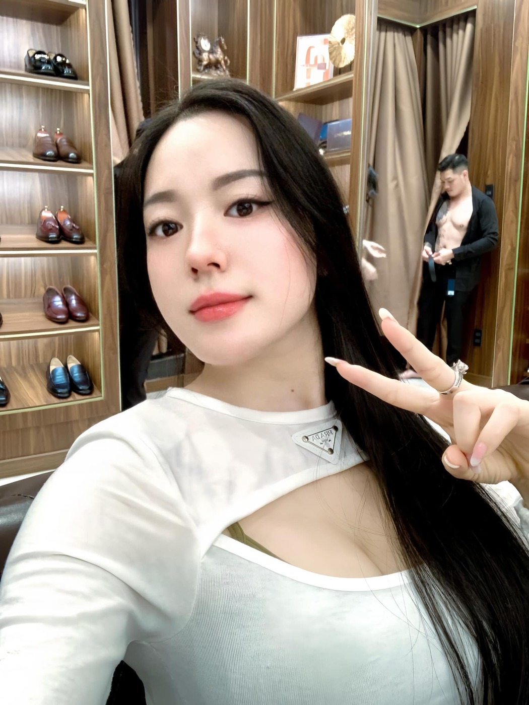 Trần Trưng (Yennie baby)