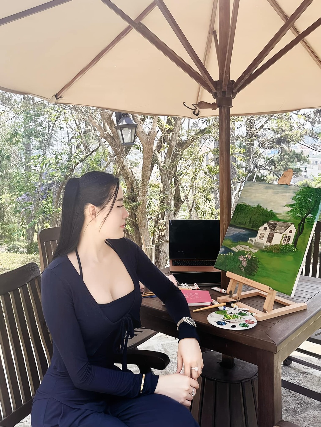 Trần Trưng (Yennie baby)