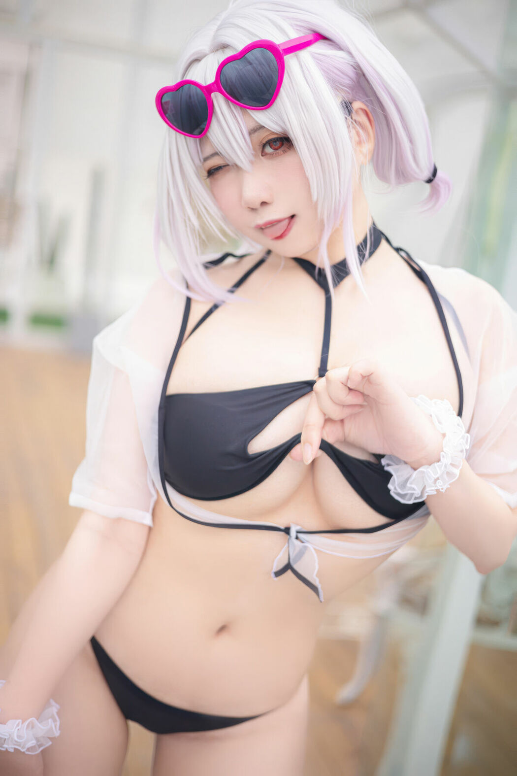 Coser@贞子蜜桃 – 天狼星泳装 (31P)