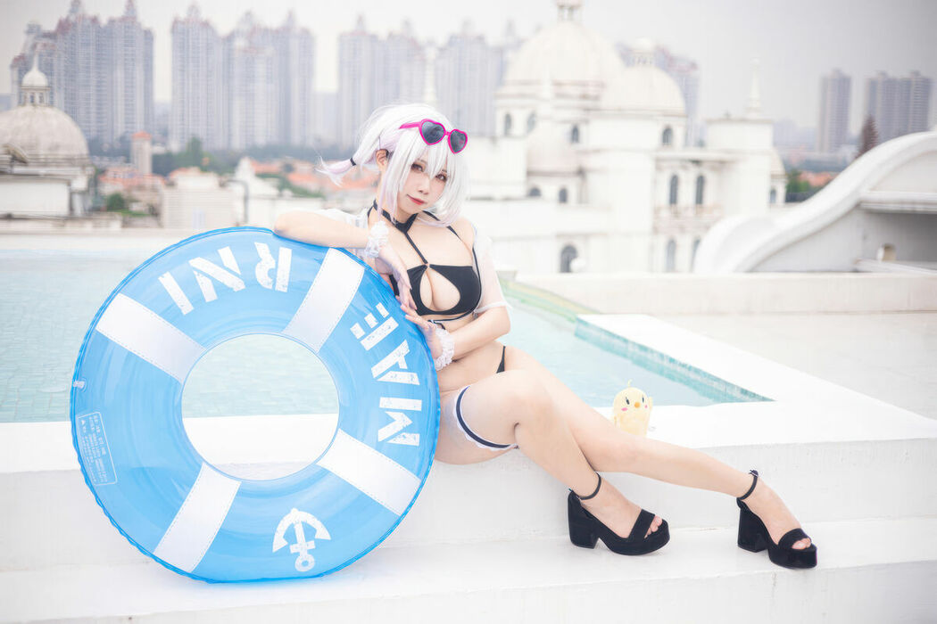 Coser@贞子蜜桃 – 天狼星泳装 (31P)