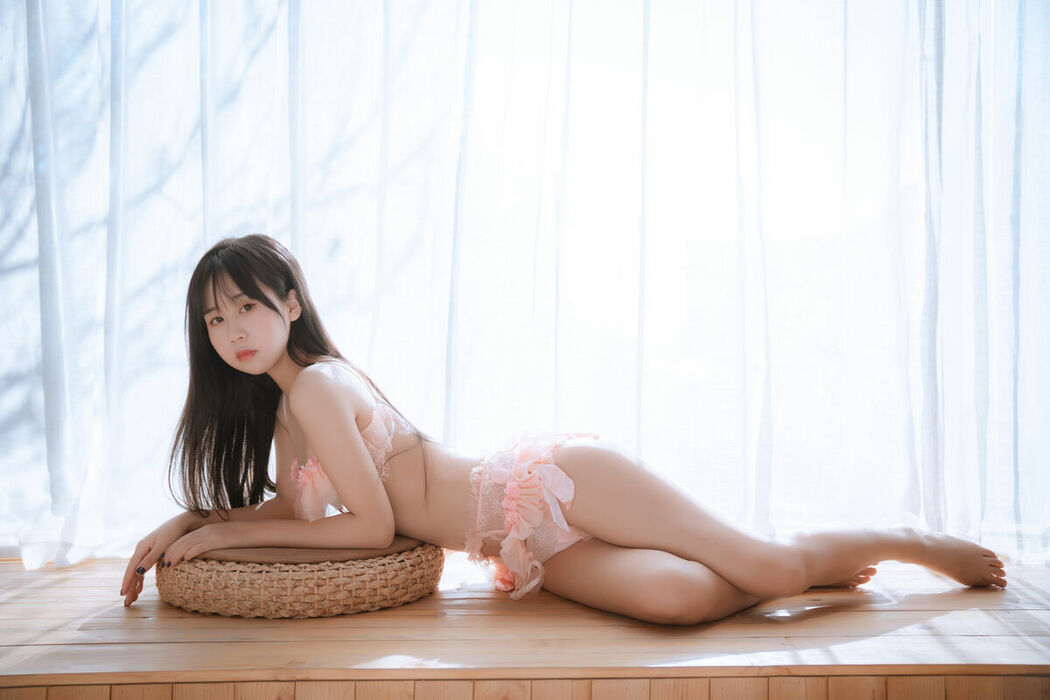 Coser@萌芽儿o0 – 粉 (46P)