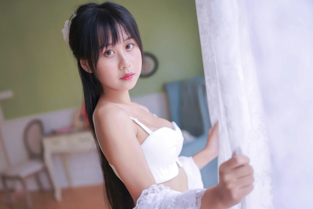 Coser@萌芽儿o0 – 白茶清欢 (23P)