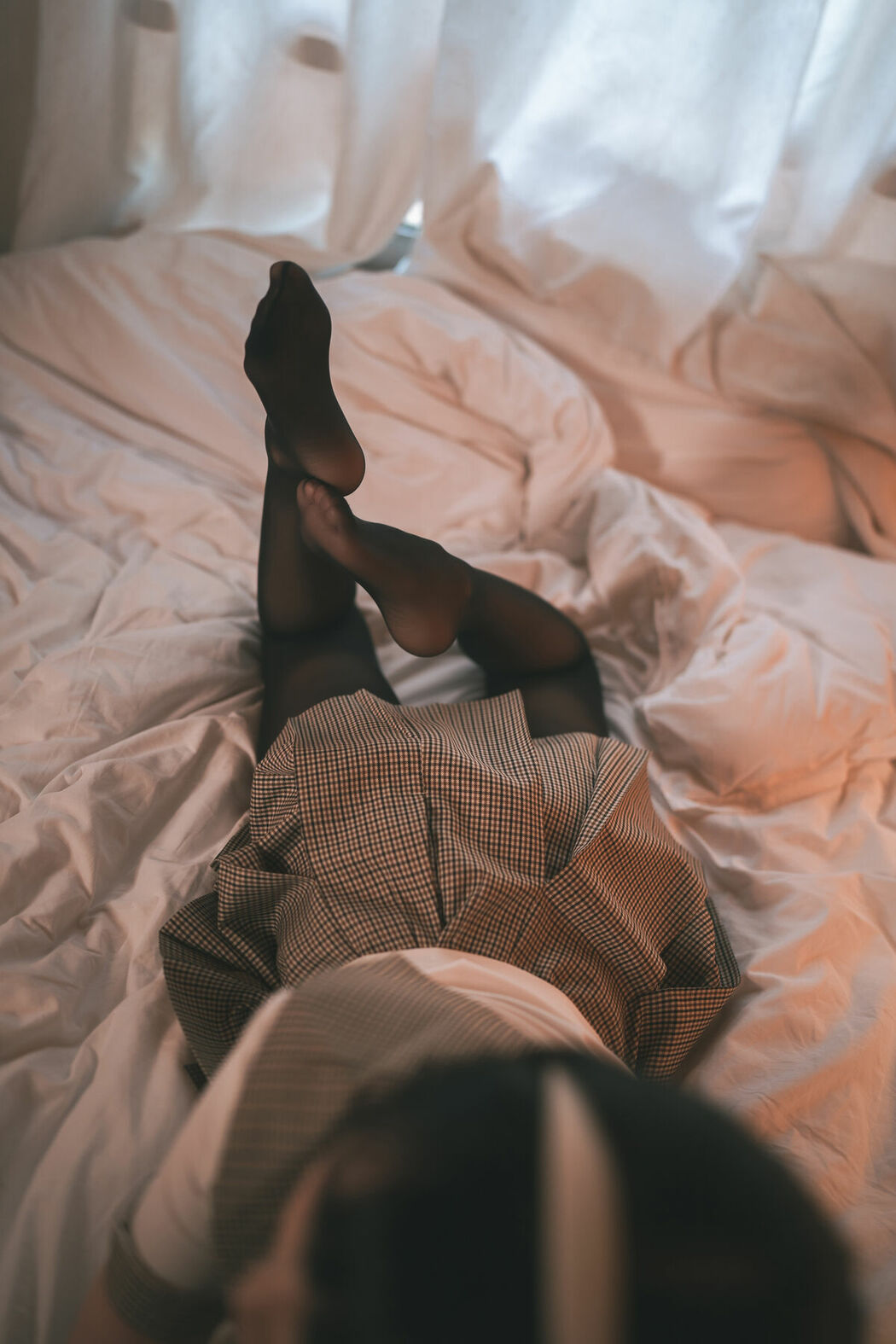 Coser@面饼仙儿 – 黑丝露营JK (40P)