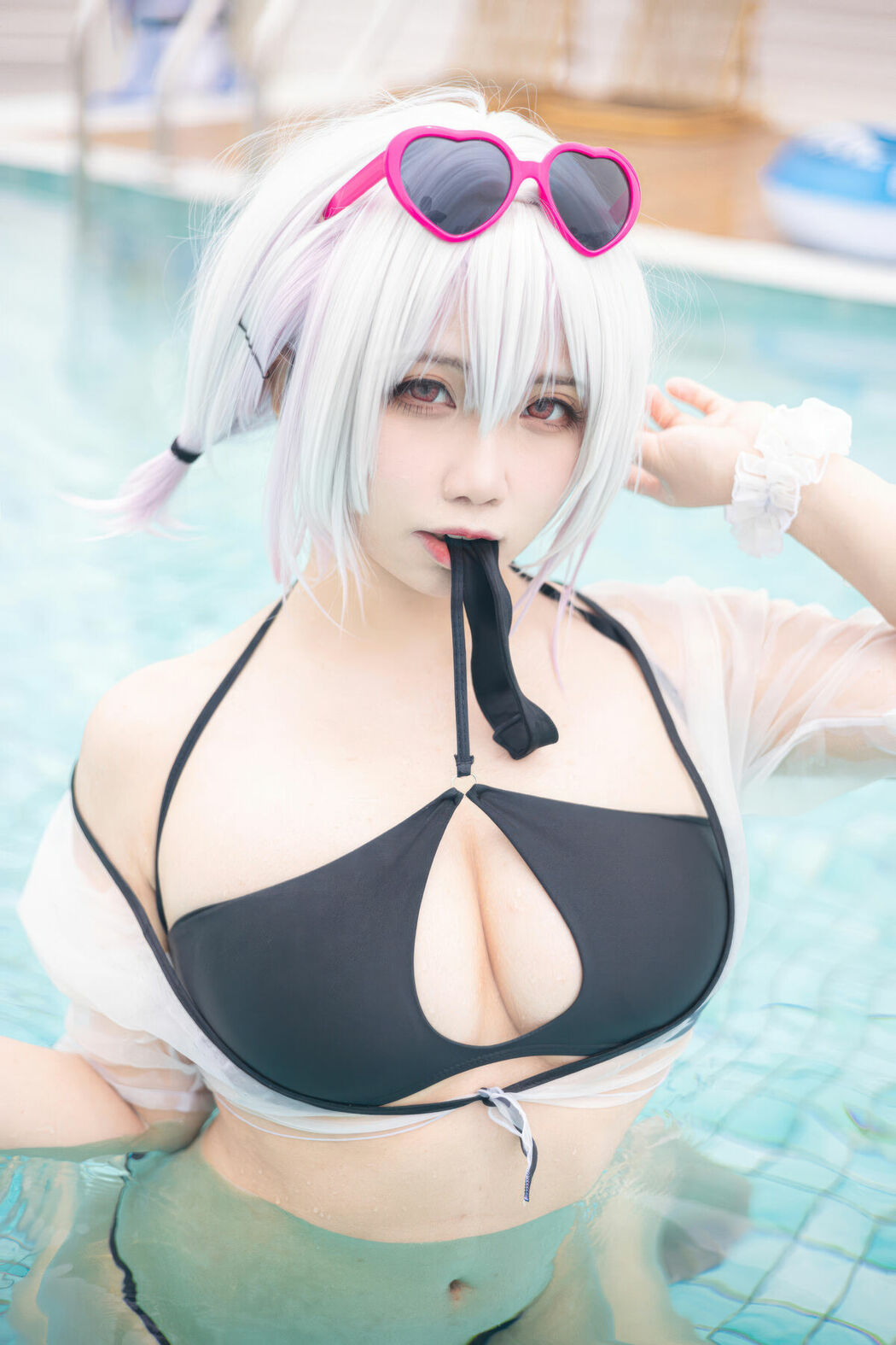 Coser@贞子蜜桃 – 天狼星泳装 (31P)