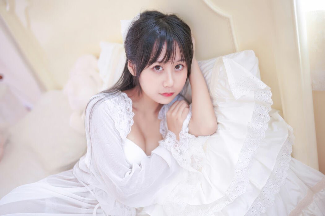 Coser@萌芽儿o0 – 白茶清欢 (23P)