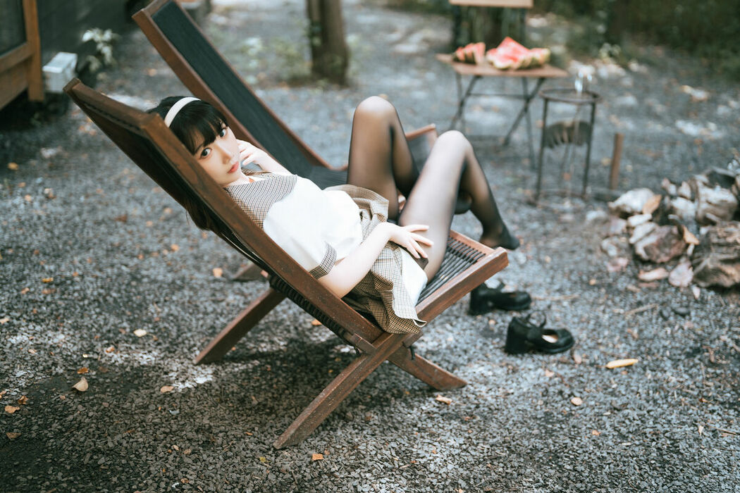 Coser@面饼仙儿 – 黑丝露营JK (40P)