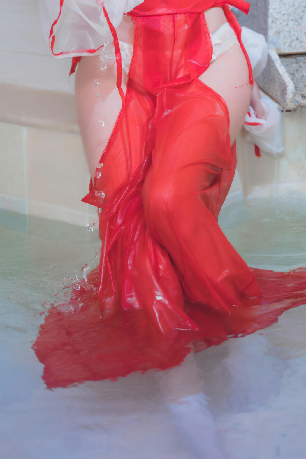 Coser@西园寺南歌 – 透明巫女 (31P)