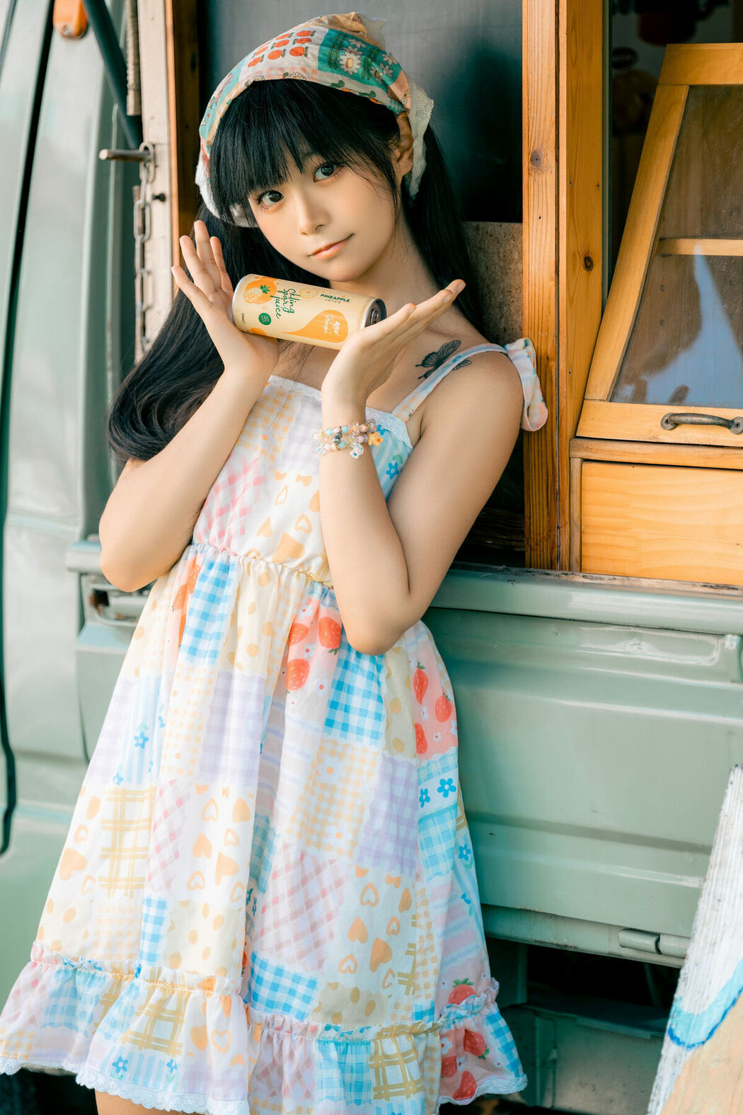 Coser@花音葉子 – 夏天的记忆 (40P – 1V)