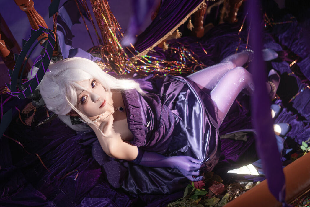 Coser@矢量鱼 – 蔚蓝档案 空崎日奈连衣裙 (35P)
