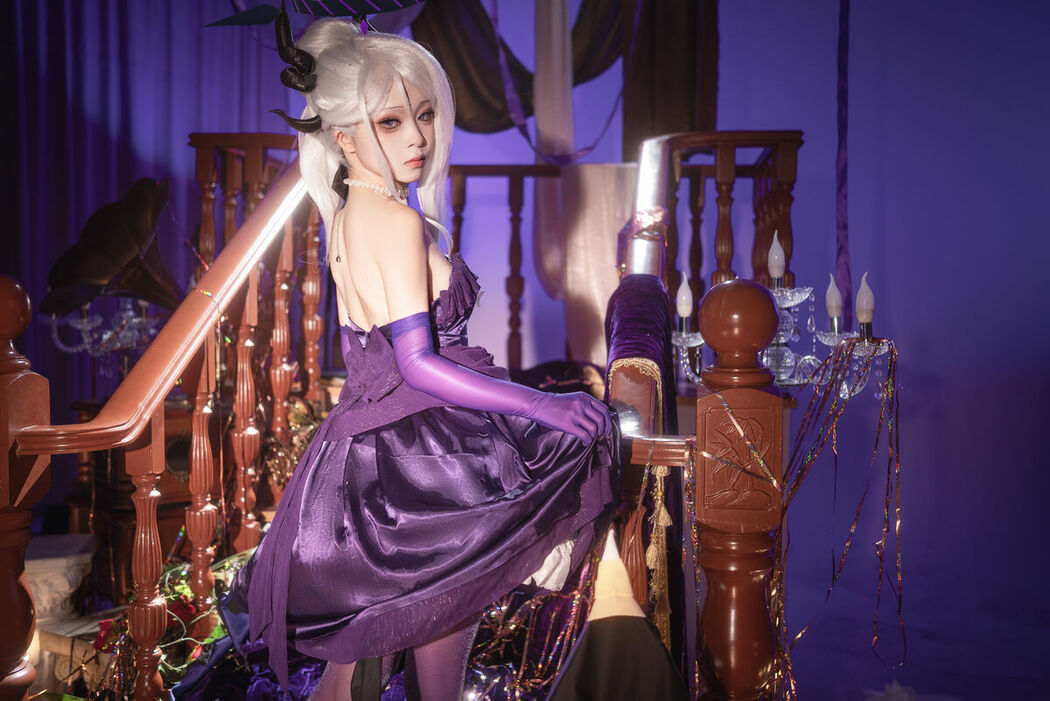 Coser@矢量鱼 – 蔚蓝档案 空崎日奈连衣裙 (35P)