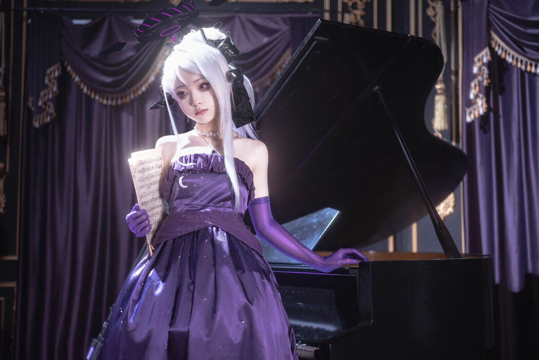 Coser@矢量鱼 – 蔚蓝档案 空崎日奈连衣裙 (35P)