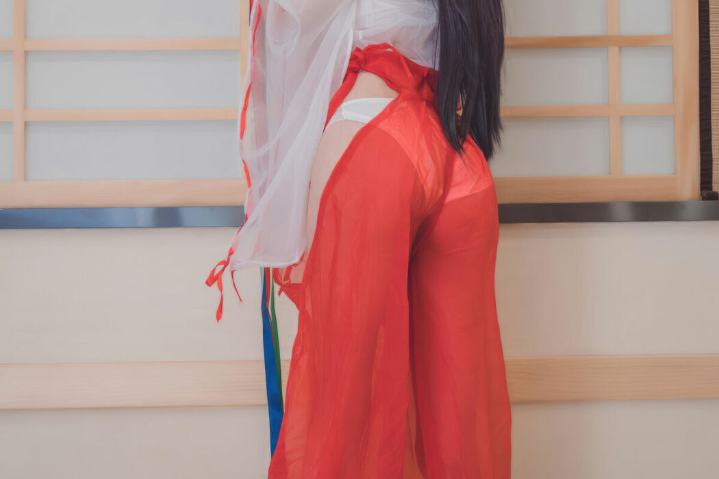 Coser@西园寺南歌 – 透明巫女 (31P)