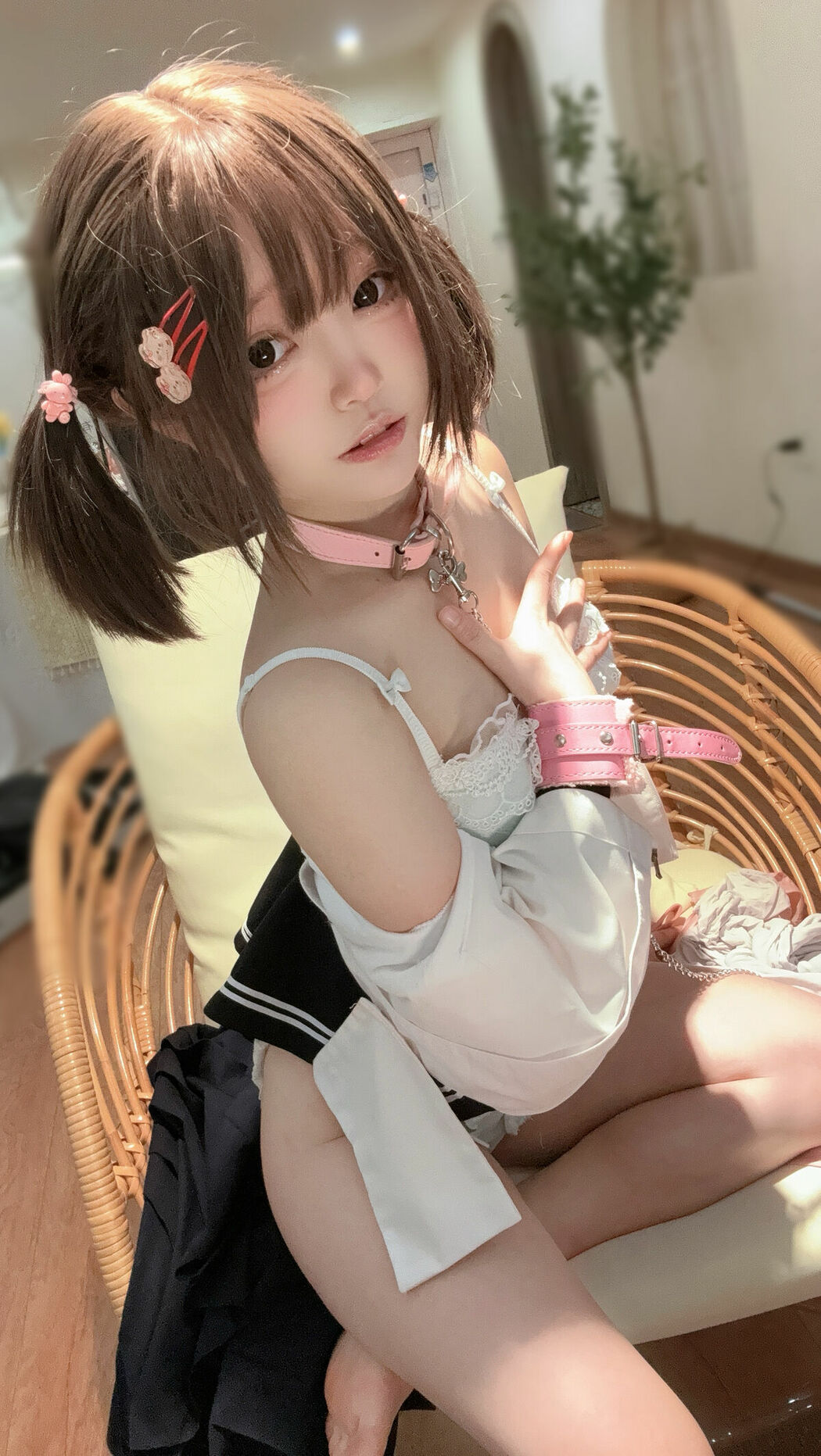 Coser@神沢永莉 – 就这样圈住我吧 (67P – 2V)