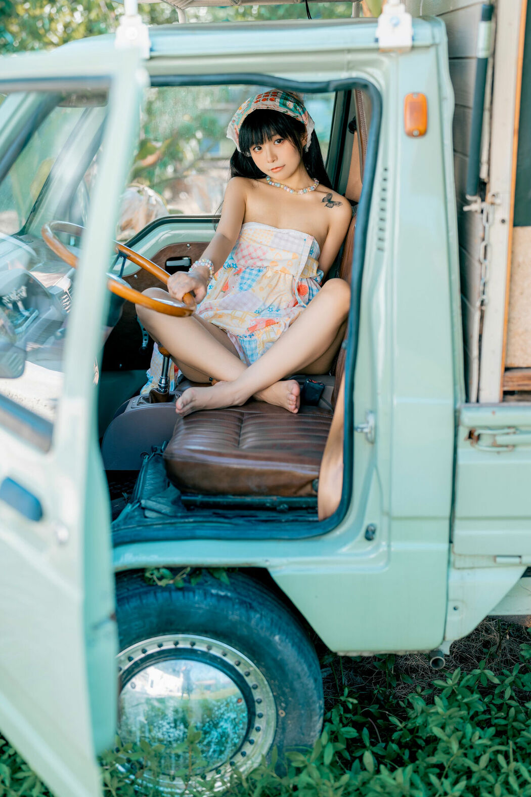 Coser@花音葉子 – 夏天的记忆 (40P – 1V)