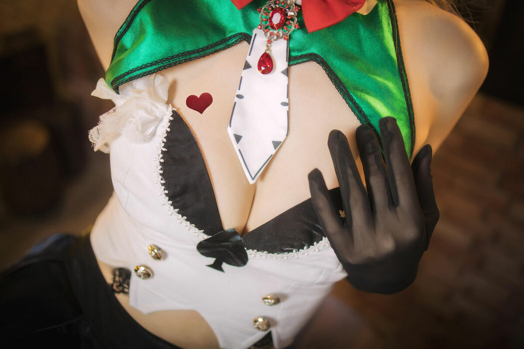 Coser@封疆疆v – 莫妮卡女郎 (32P)