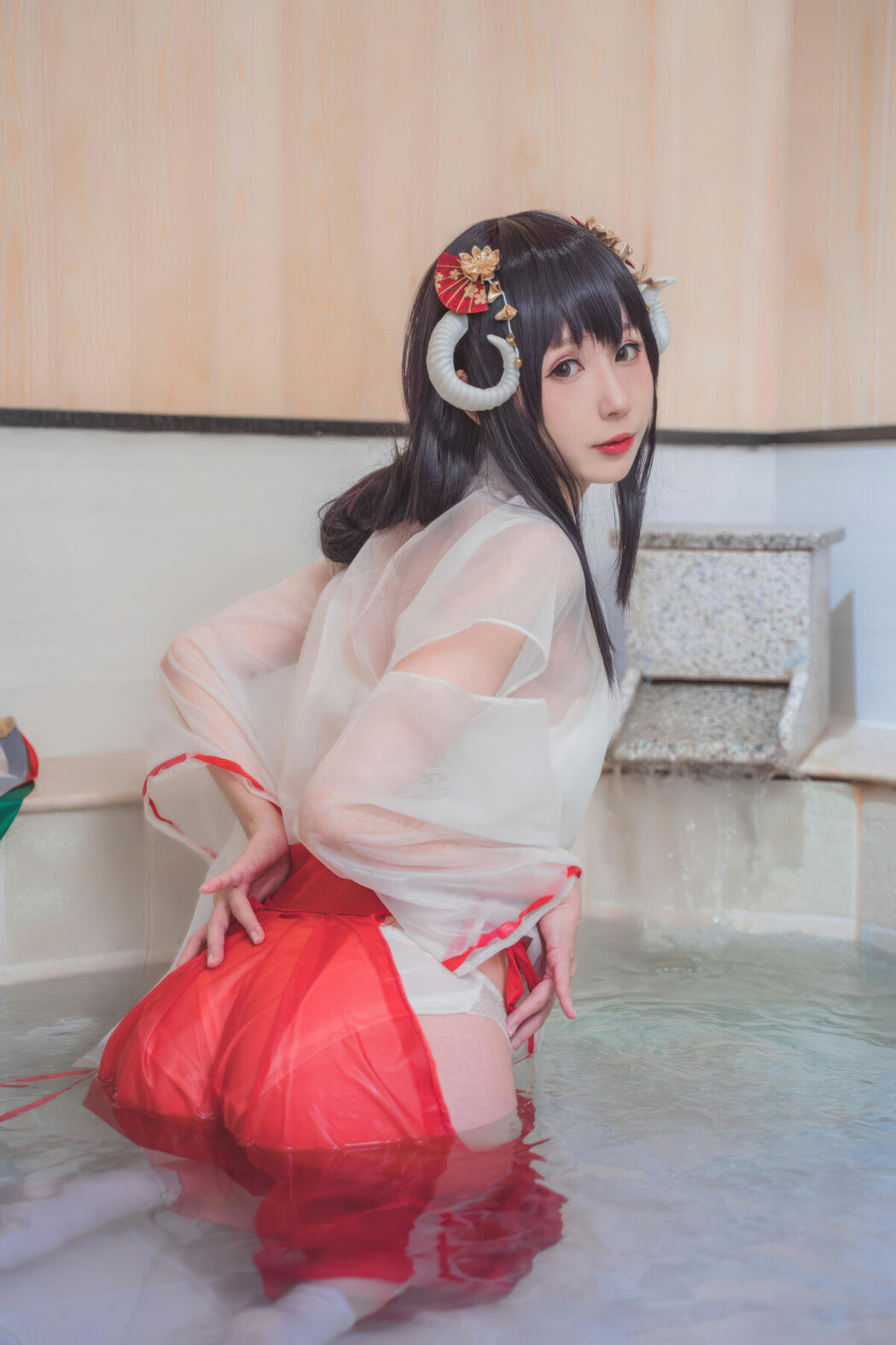 Coser@西园寺南歌 – 透明巫女 (31P)