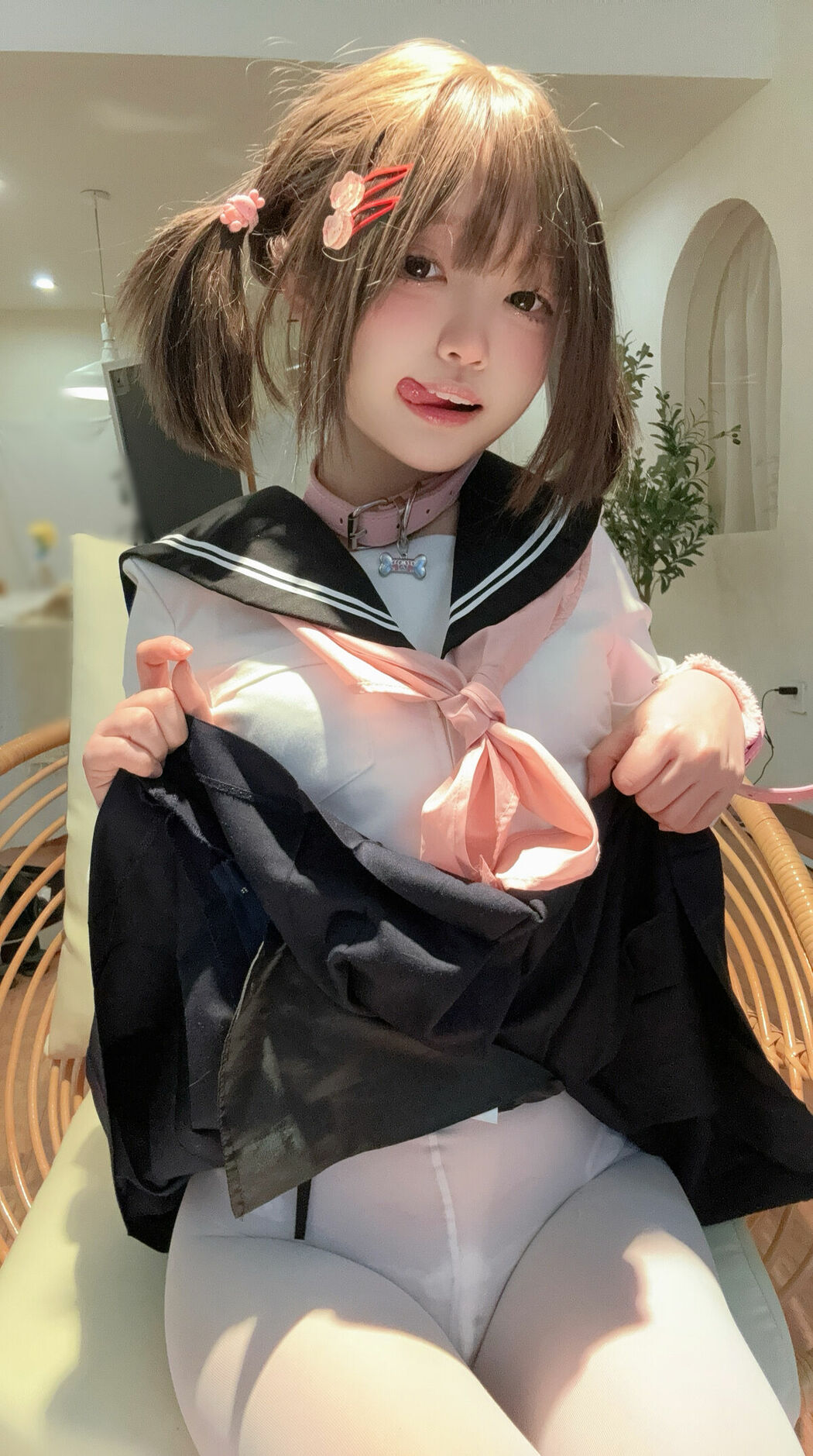 Coser@神沢永莉 – 就这样圈住我吧 (67P – 2V)