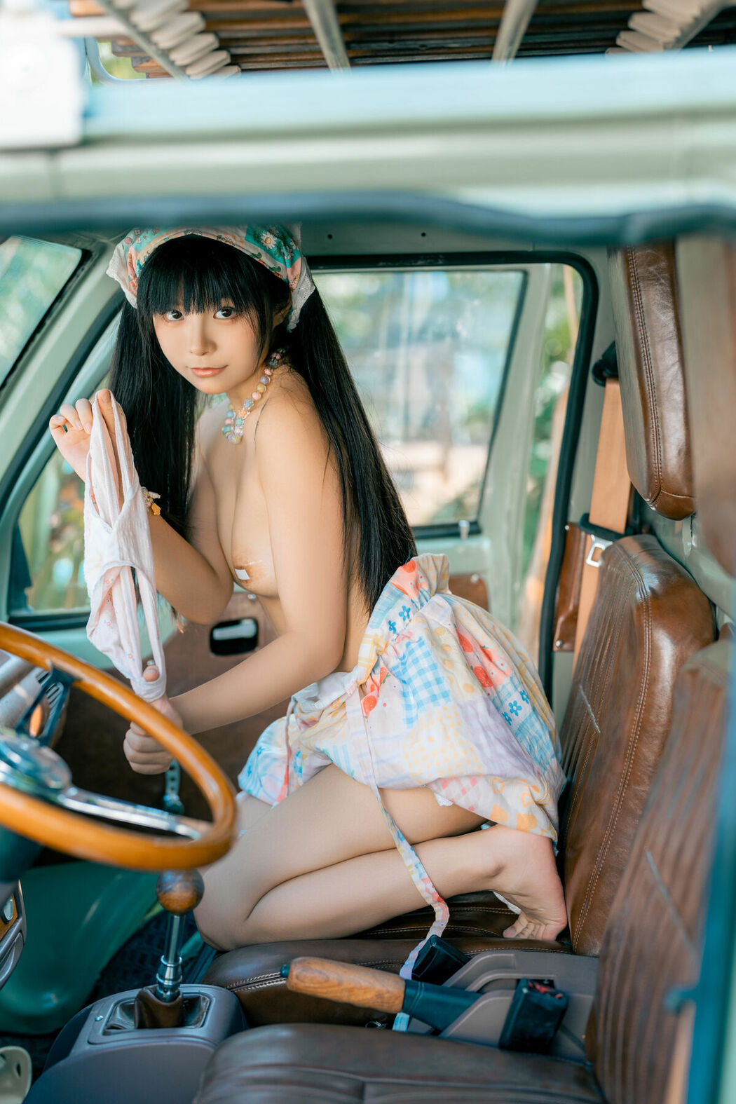 Coser@花音葉子 – 夏天的记忆 (40P – 1V)