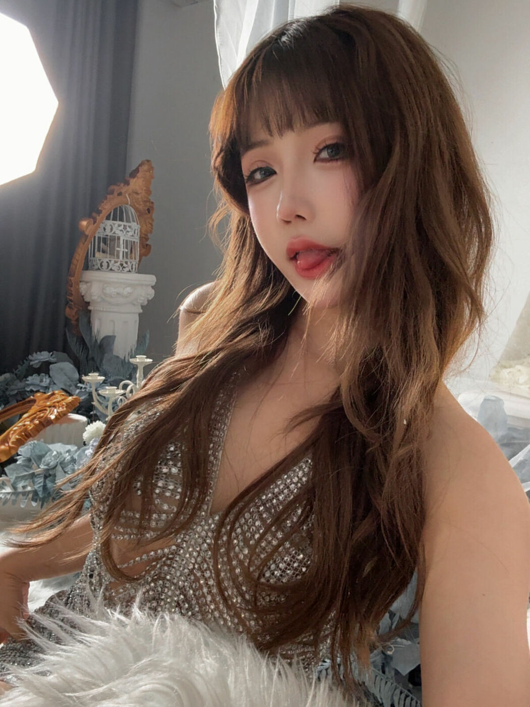 Coser@抱走莫子aa – 2025情人节 情迷 (63P)