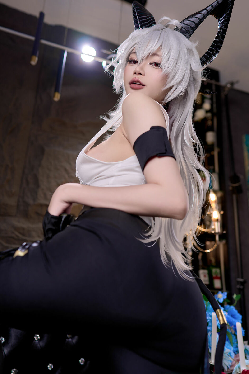 Coser@ZinieQ – Zani Wuthering Waves (50P – 10V)