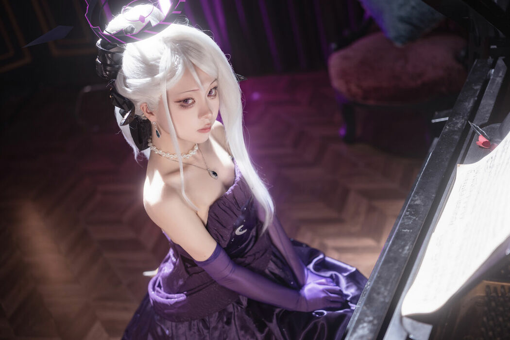 Coser@矢量鱼 – 蔚蓝档案 空崎日奈连衣裙 (35P)