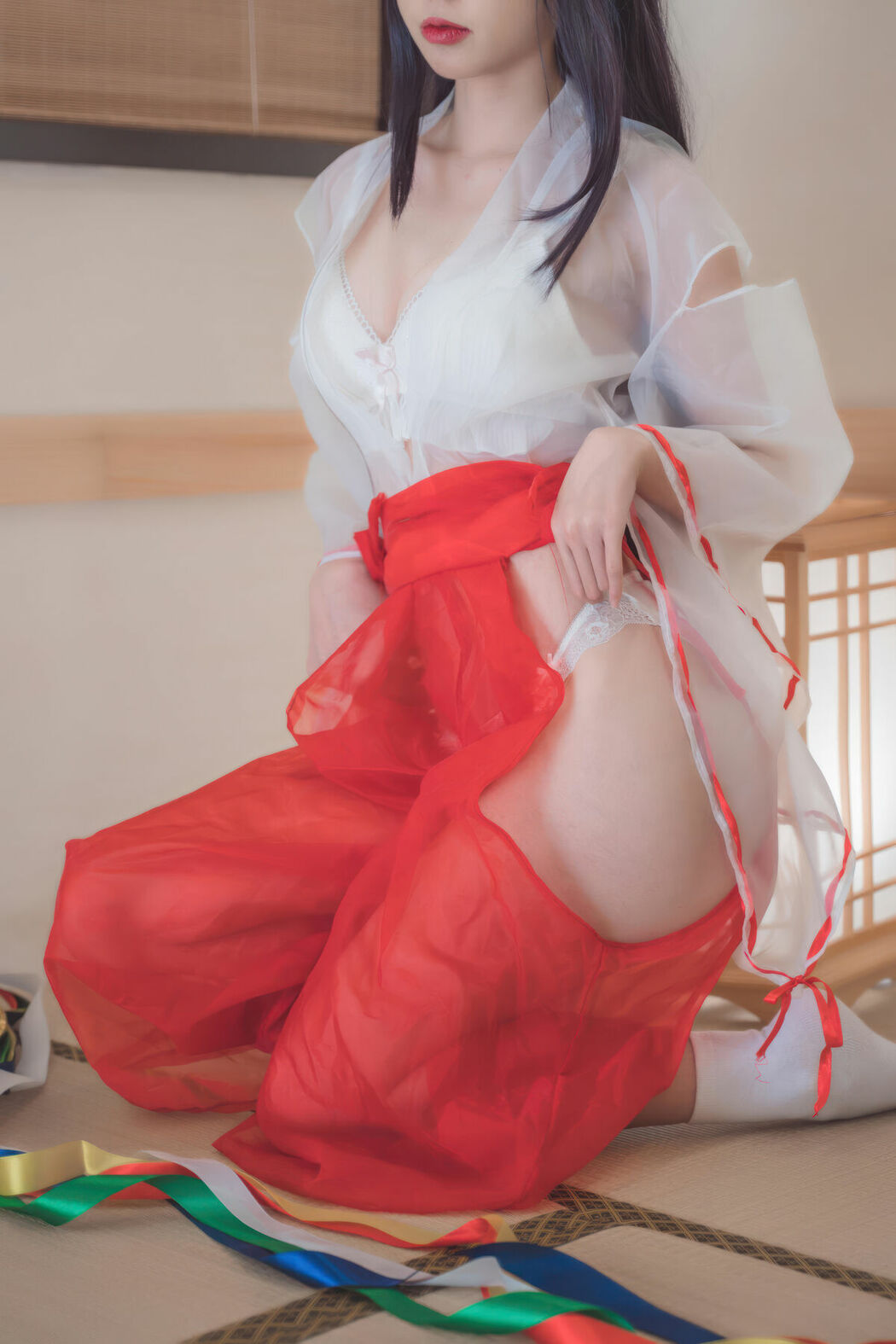 Coser@西园寺南歌 – 透明巫女 (31P)