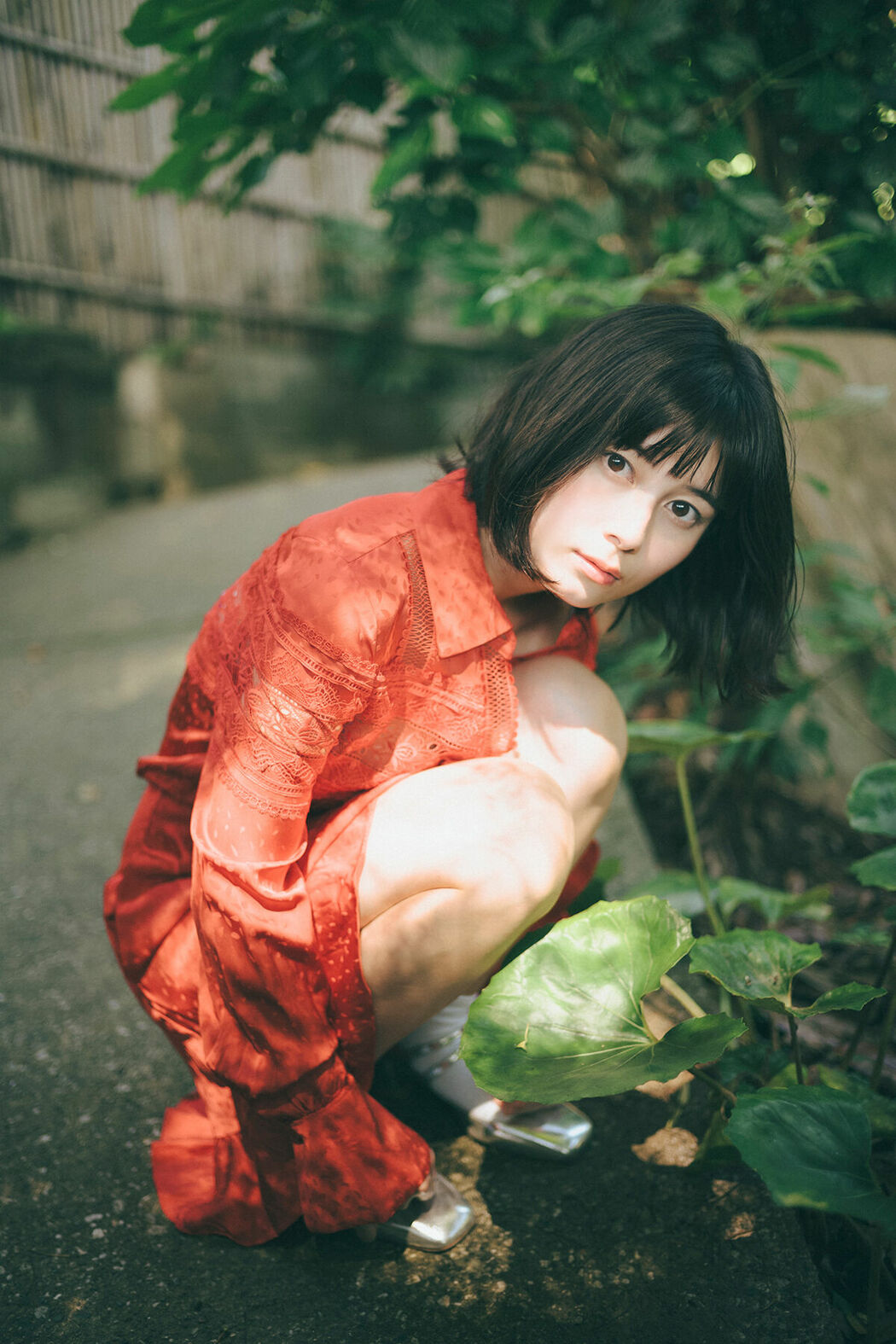 JP Sakurako Okubo 大久保桜子 – FLASHデジタル写真集 潮騒が聞こえる (59P)