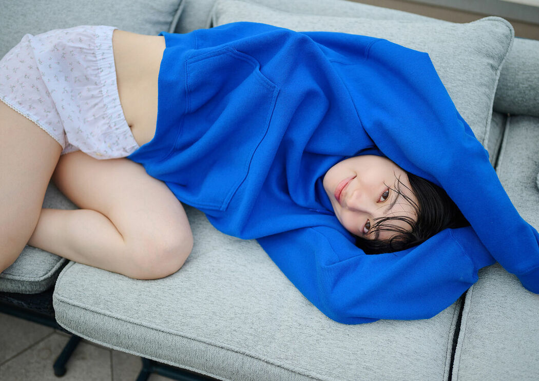 JP Karin Isobe 礒部花凜 – となりのかりん スピサン グラビアフォトブック (36P)