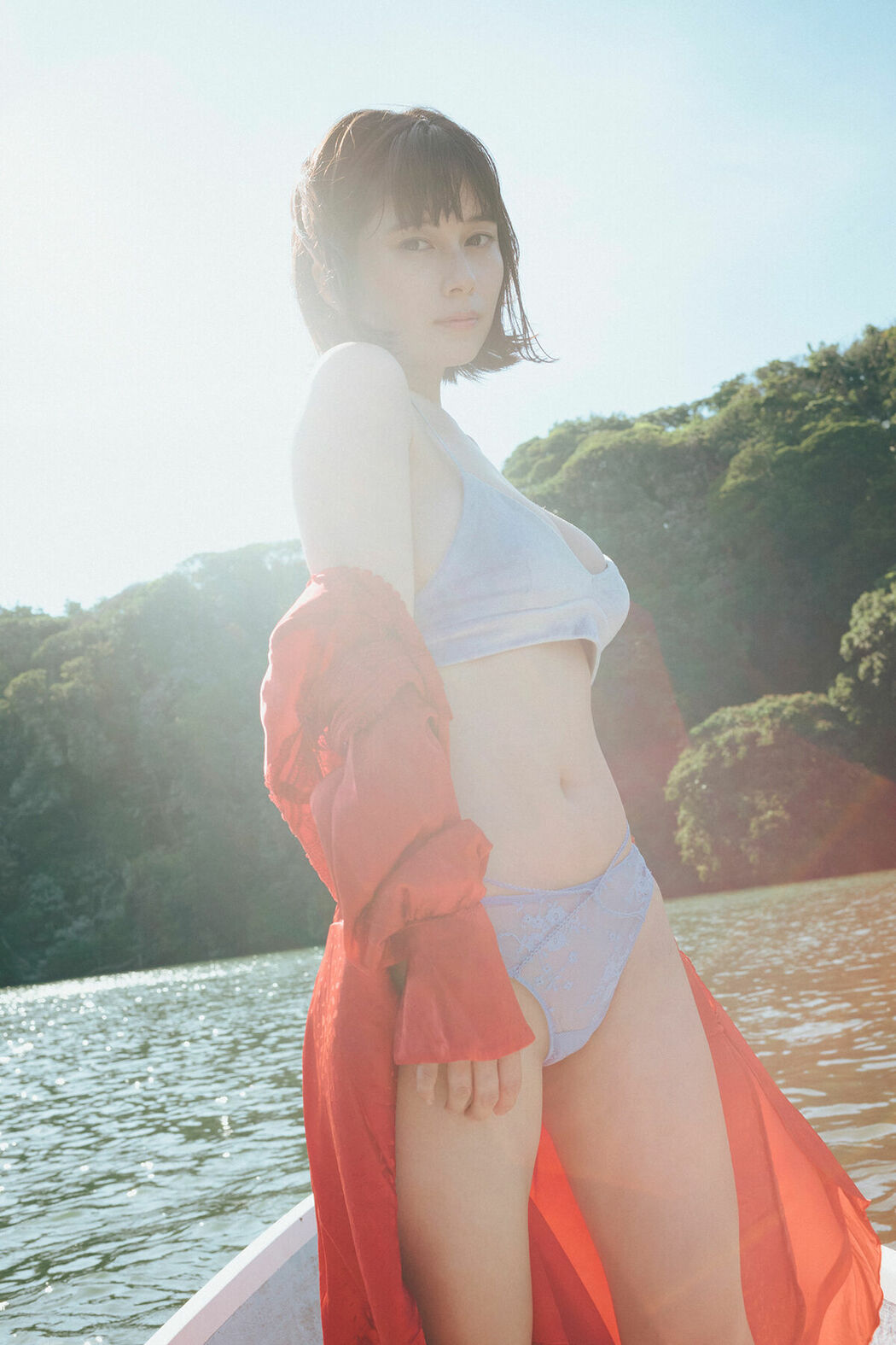 JP Sakurako Okubo 大久保桜子 – FLASHデジタル写真集 潮騒が聞こえる (59P)