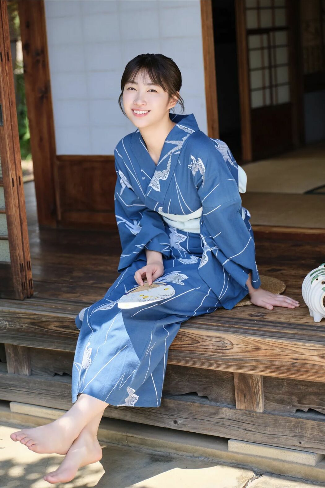 JP Coco 瑚々 – FRIDAY GOLD 艶肌ランジェリー (15P)