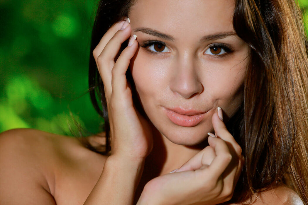 MetArt Emmy – Dinaba (85P)